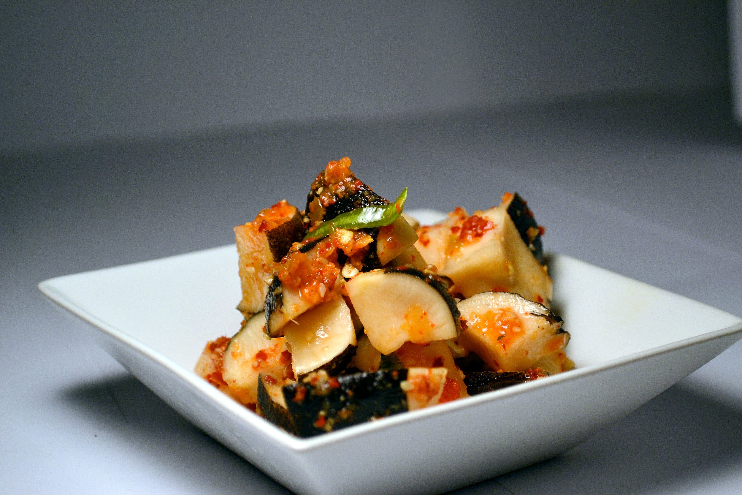 Black Spanish Round Radish - Image 4