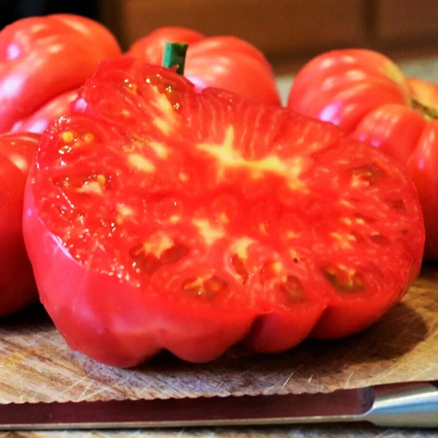 Giant Beefsteak Tomato - Image 4