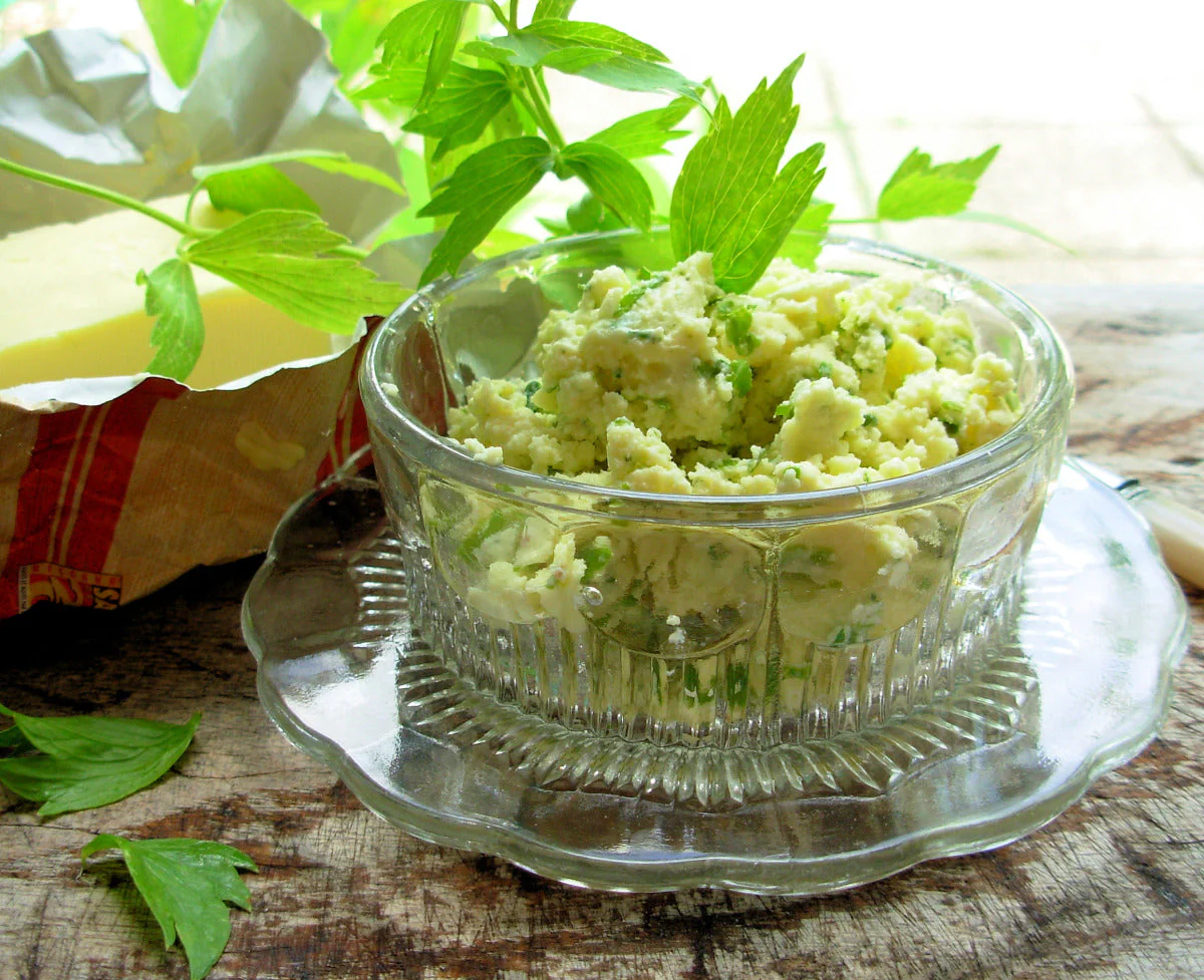 Lovage - Image 8
