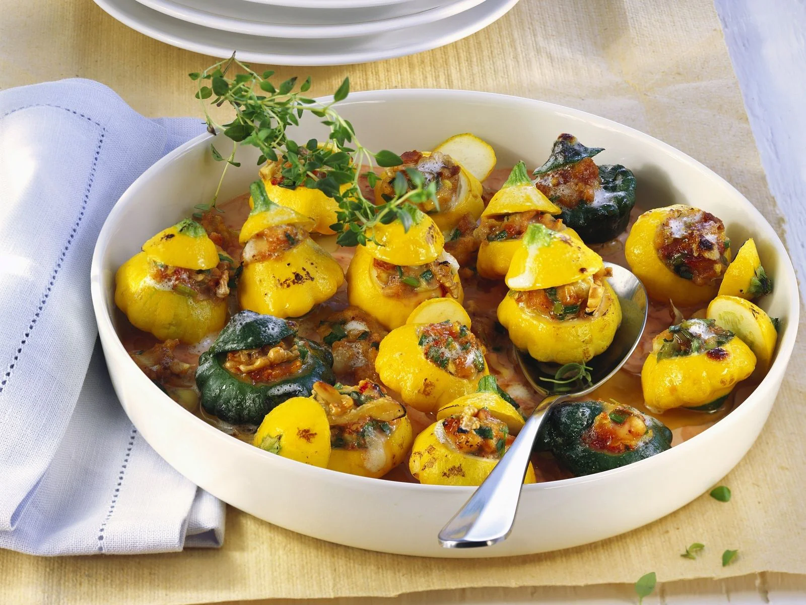 Sunburst Yellow Patty Pan (Bush Scallop Squash) - Image 6