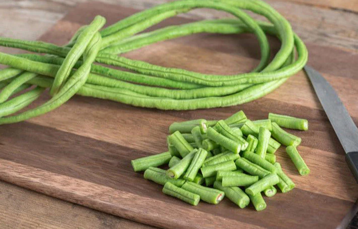 White Yard Long Bean - Image 5